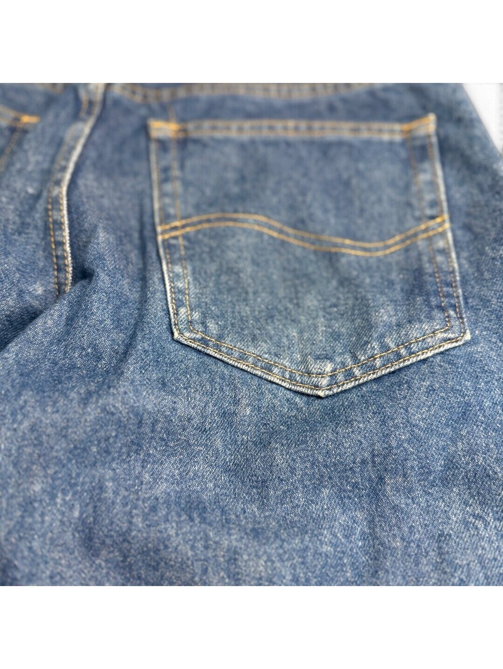 🫂 Lee Jeans 32x30 Blue Wash Runs Big Fits 34 - Picture 7 of 8